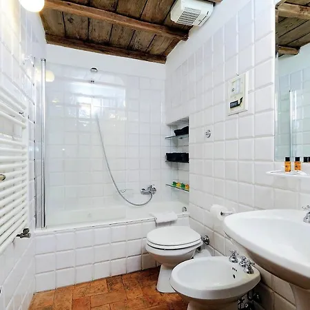 Apartment San Callisto Rome