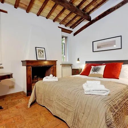 Apartment San Callisto