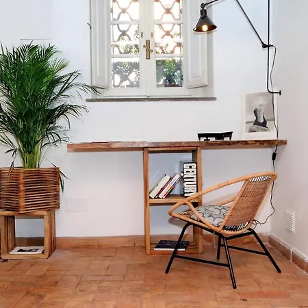 Apartment San Callisto Rome